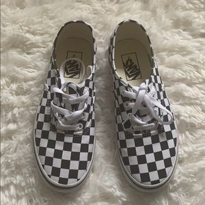 Vans checkered platform classic sneakers